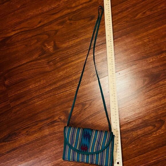 Guatemala Handmade  Colorful Quilted Stitched Crossbody bag - Picture 8 of 10